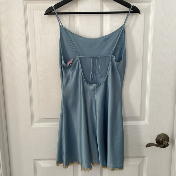 Victoria’s Secret women’s blue vintage slip dress - Picture 4 of 6